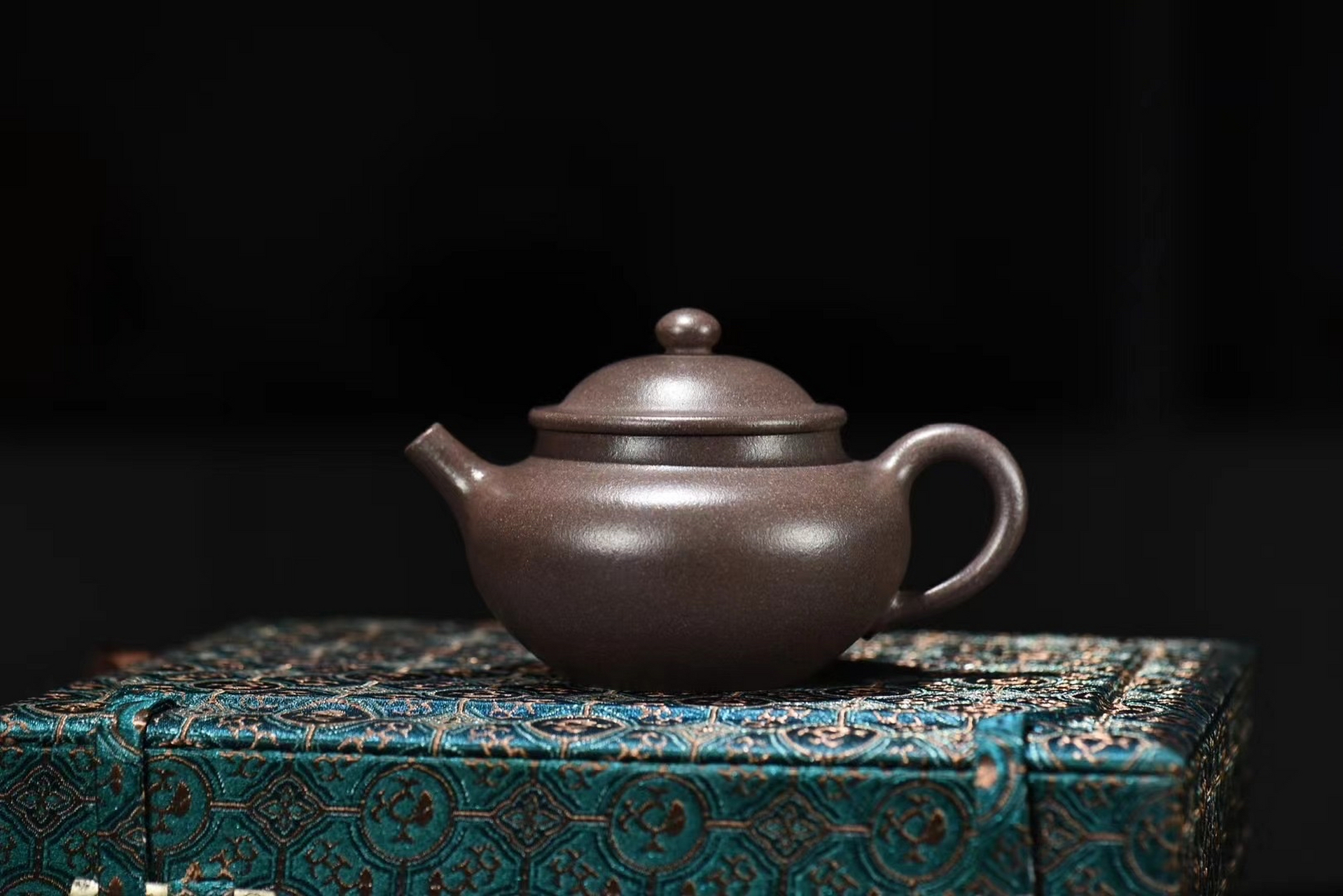 孤品 清灰共生矿 玉笠 170cc 朱刚作品#宜兴紫砂壶# #紫砂壶# #全手工