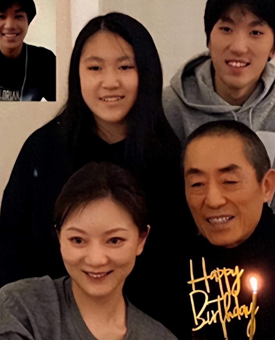 回顾江苏美女陈婷嫁大31岁张艺谋生两儿一女风光背后有心酸