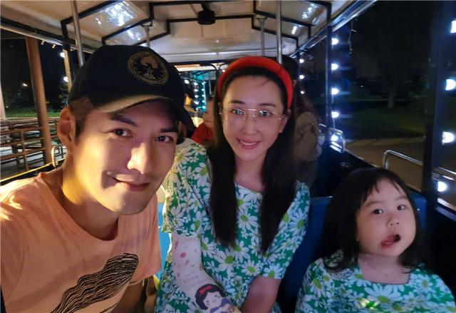 回顾情史干净的5位男星个个都是高颜值你喜欢他们吗