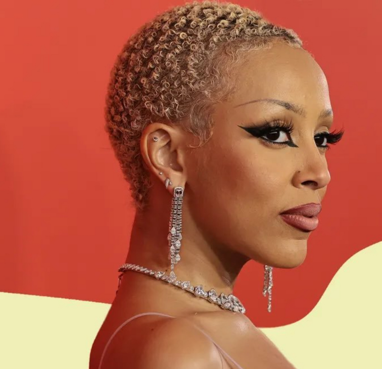 专注于音乐创作,传递正能量,通过社交媒体与粉丝互动.