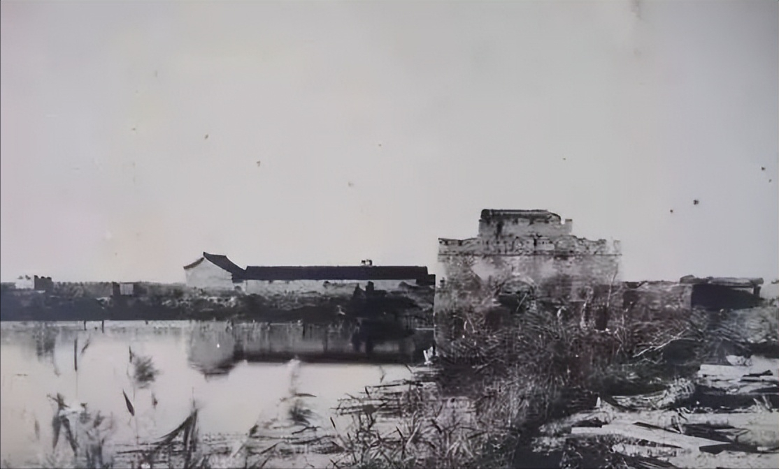 截止到1947年10月1日,永年城内的敌军已经忍饥挨饿了半个月.