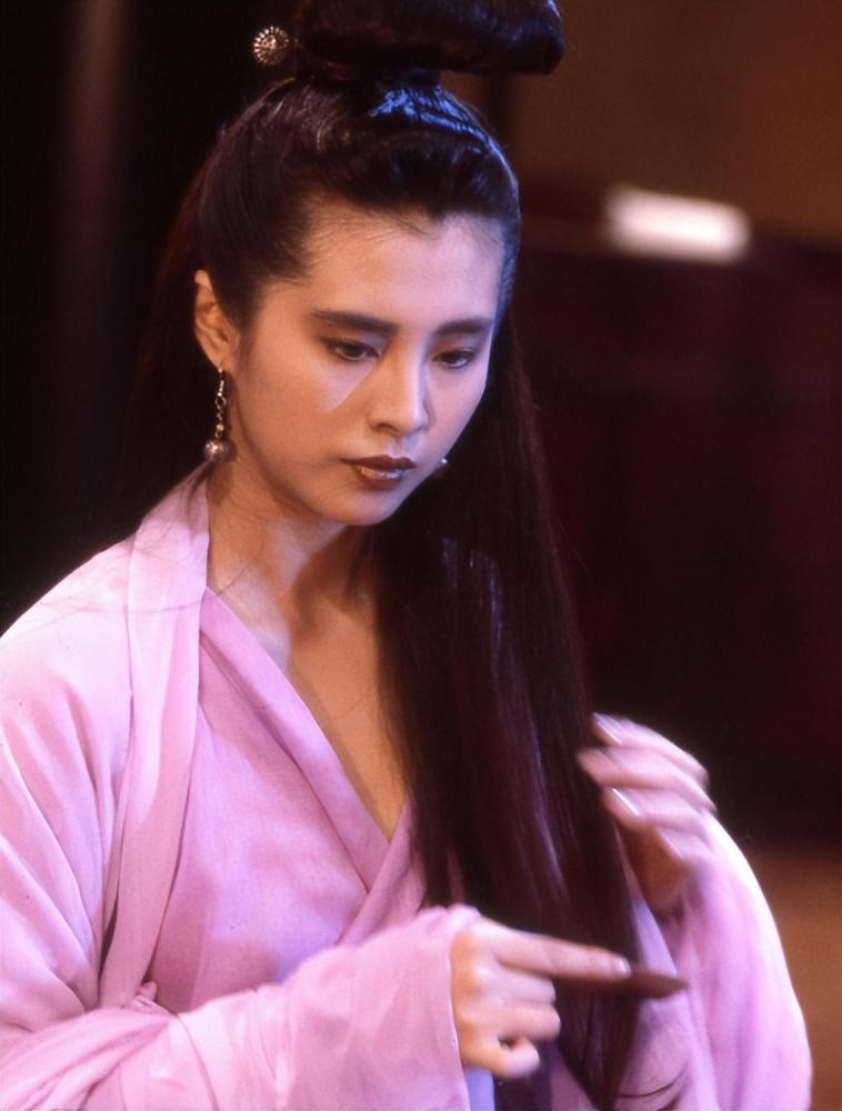 回顾唐伯虎点秋香演员境况差距大2位瘫痪2位过世