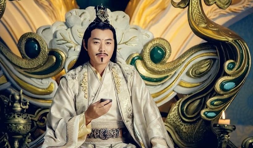 回顾4位惊艳童年的男神本以为他们退圈了原来是去演大叔了