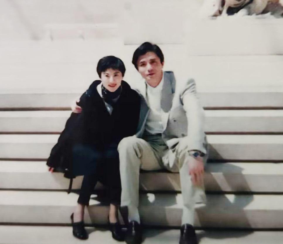 汪嘉伟曾任男排主帅红极一时离婚又再婚如今儿子是他的骄傲