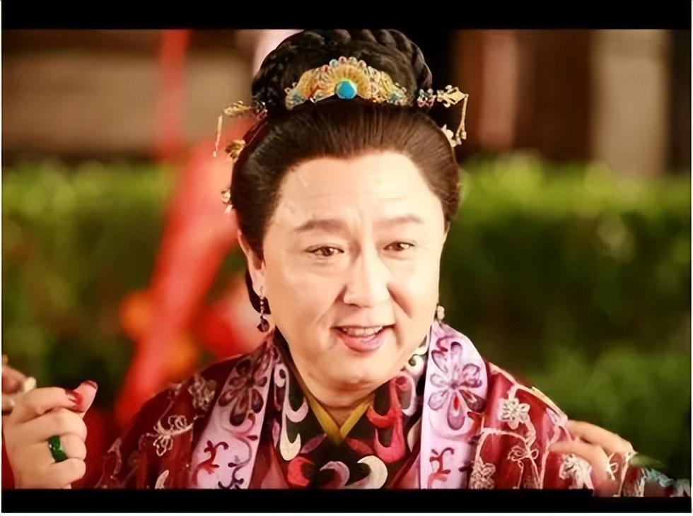 同是德云社的元老再看于谦和李菁的现状其实结局早已注定