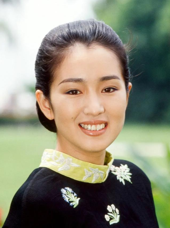 回顾巩俐嫁71岁法国老头年过半百无儿无女她的人生真的完美了