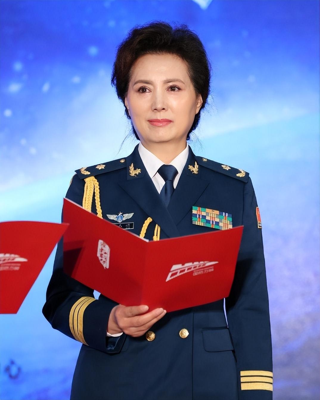 回顾演员温玉娟低调嫁平凡丈夫恩爱几十年晚年生活幸福美满