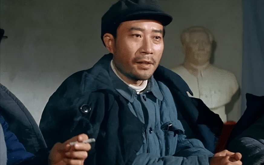 回顾李雪健大满贯影帝被新人质疑片酬69岁仍坚持演戏