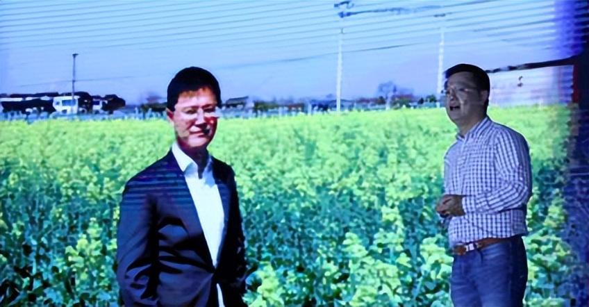 回顾北大才子杨舒春不顾父母反对拒进外交部种地多年后现状如何