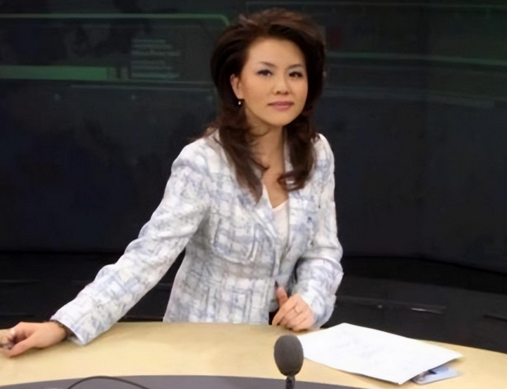 回顾央视主持人方静一生未婚44岁客死异乡成父母余生之痛