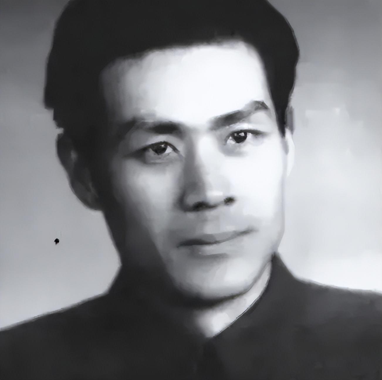 回顾蓝天野前半生是地下尖兵后半生是戏剧演员94岁获七一勋章