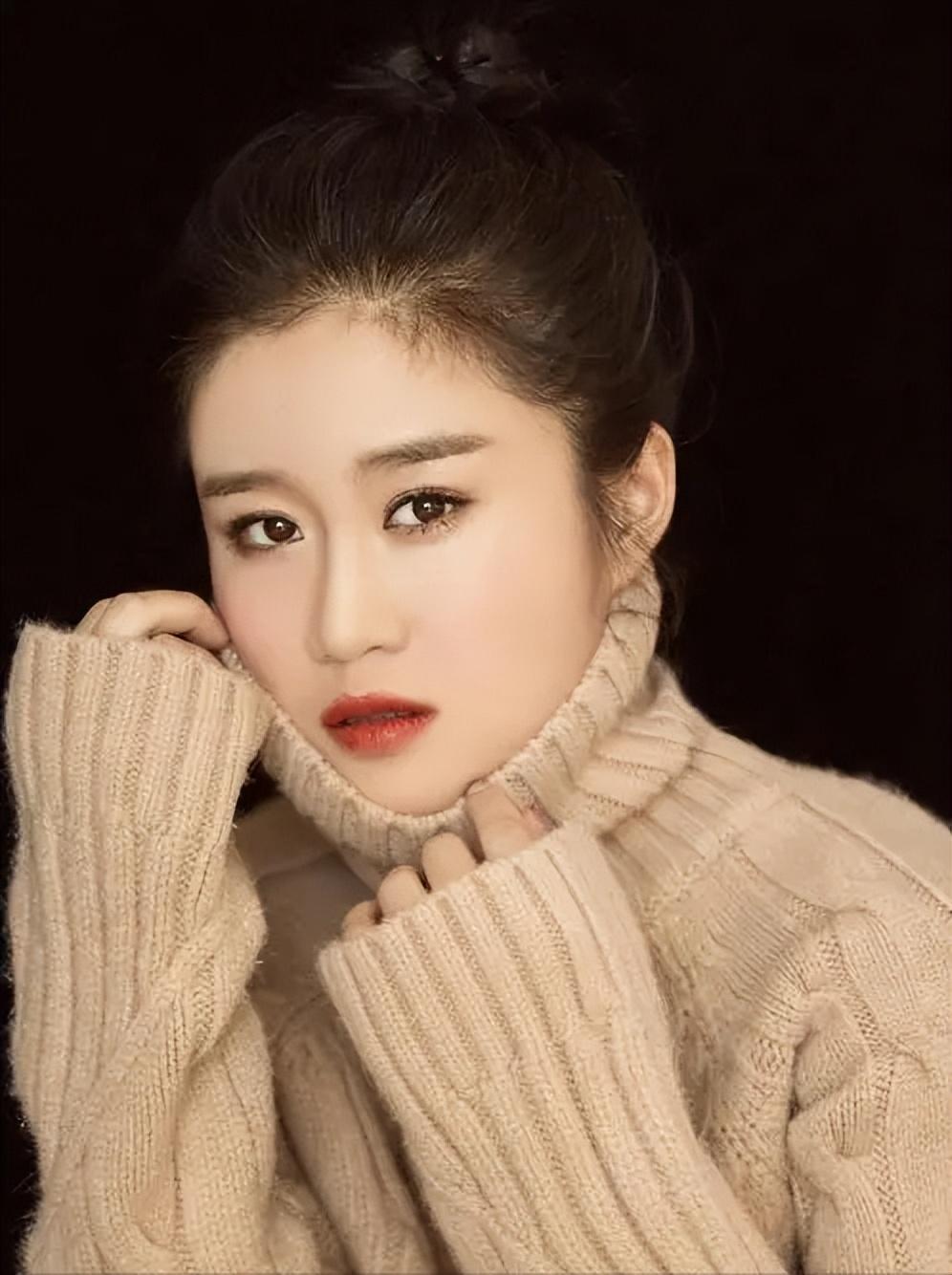 回顾离婚才5年再看白鸽和刘亮的境遇有风光也有泪水