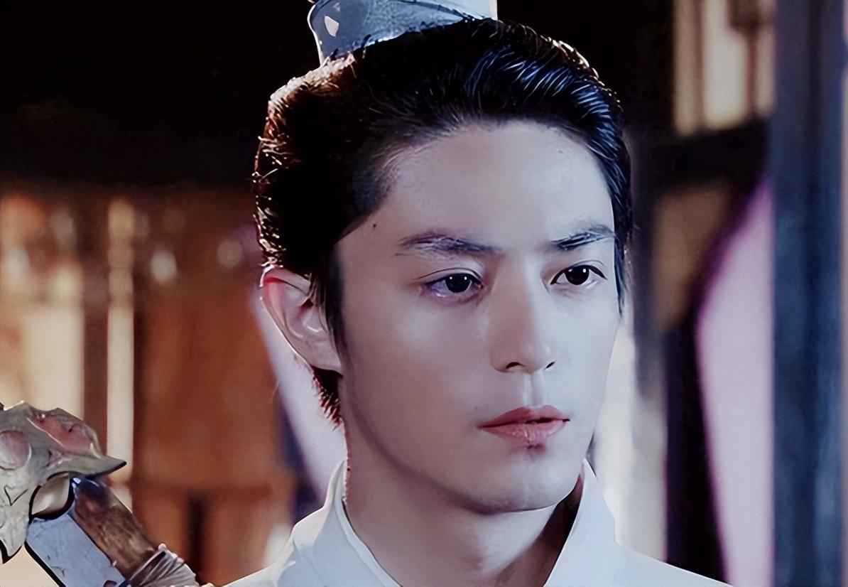 回顾剑眉星目面如冠玉这9位男星的长相击中了国人审美