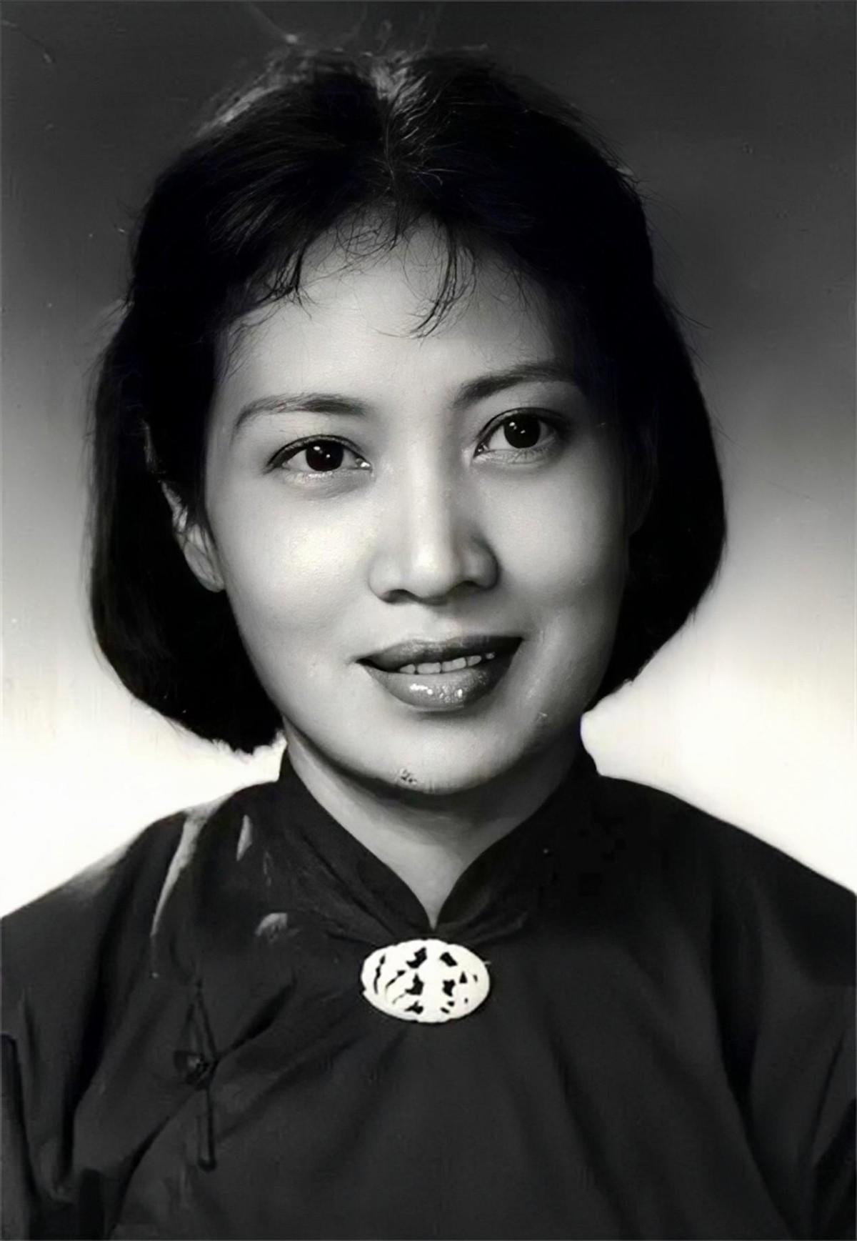 知道朋友是一番好意,不知道该怎么拒绝的张圆只能如约前往.