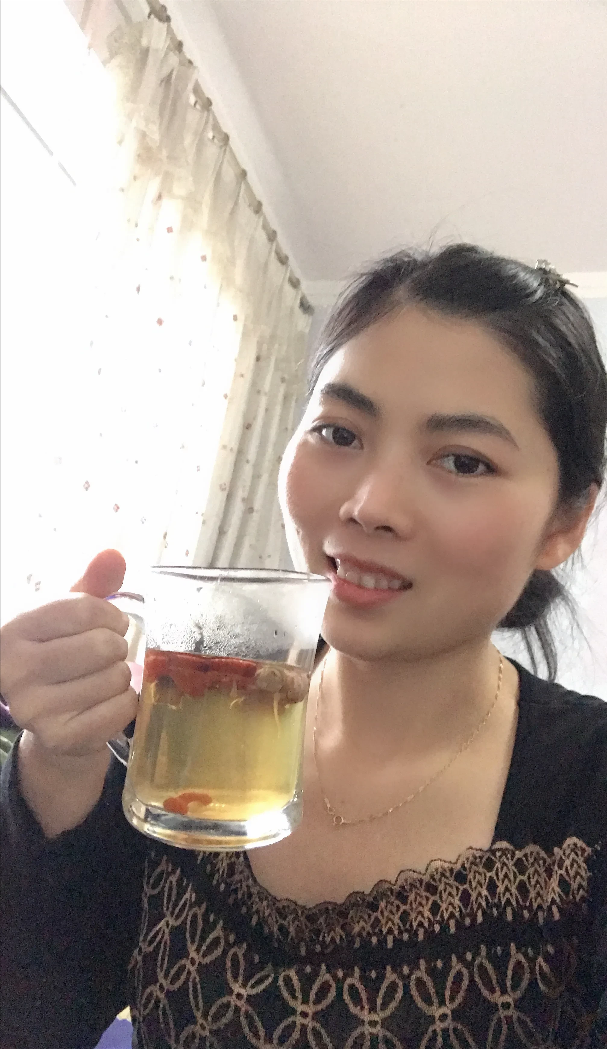 回顾越南姑娘远嫁东北结婚13年全职家庭主妇最羡慕别人拿绿卡