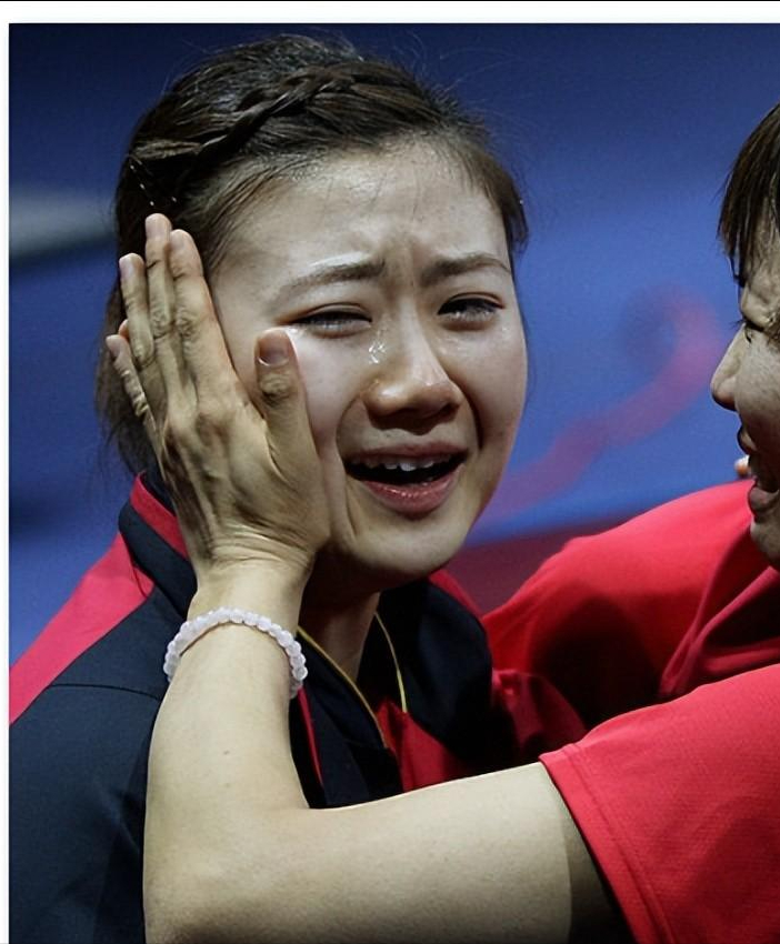 退役后变漂亮的四位国乒女将张怡宁嫁得好李晓霞最幸福