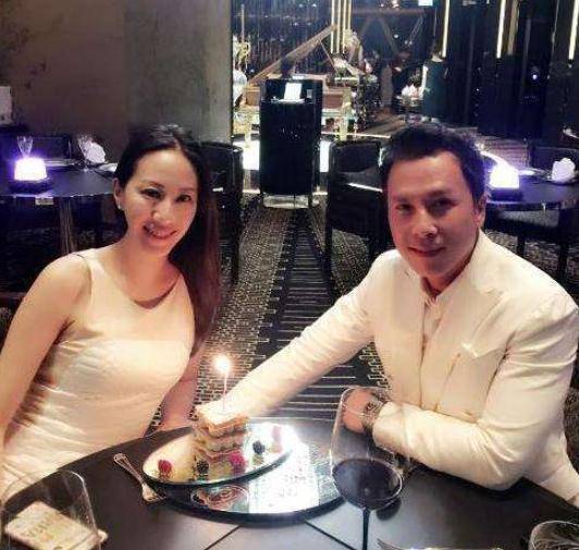 然而他的甄子丹老婆前妻梁静慈个人资料简介甄子丹梁静慈她是甄子丹