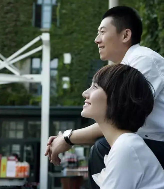回顾嫁娶同学的明星夫妻从校服到婚纱都是青梅竹马羡慕哪对