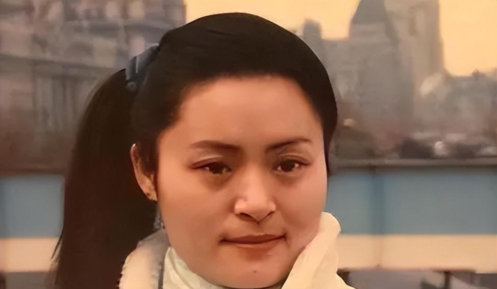 回顾:金炜玲为何会被一封信终止音乐路?又是如何沦落到街头卖唱的