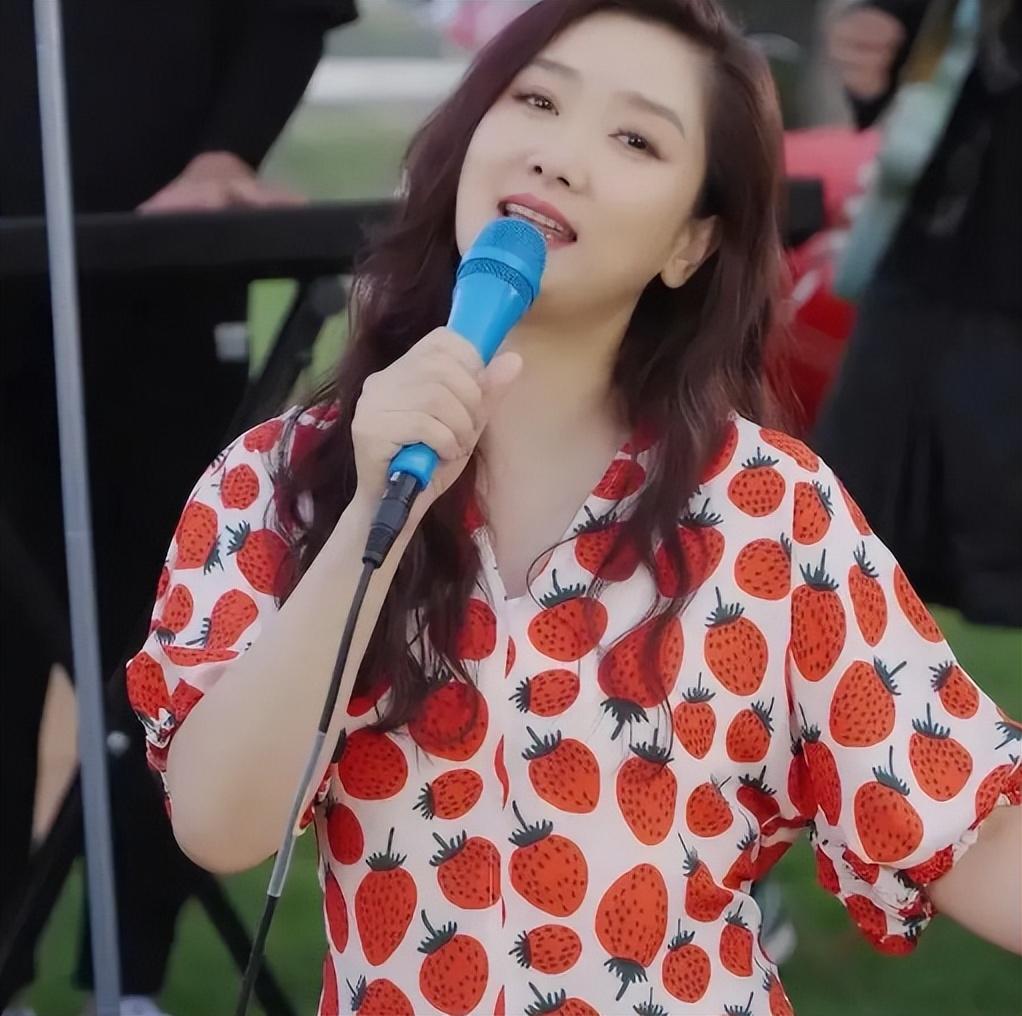 回顾为何玲花愿意和曾毅五五分成他们之间的关系是怎么样的