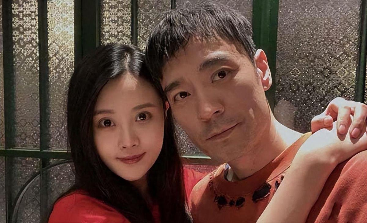 他娶过郝蕾爱过王珞丹负了殷桃没想到38岁却又娶小10岁的她