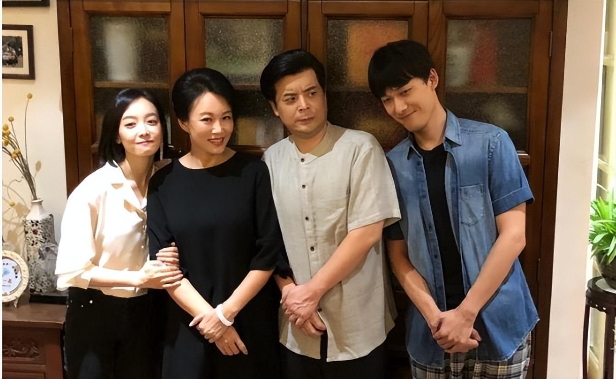 宋丹丹与他关系不一般父亲是老戏骨傅祖成可他出道37年也没红