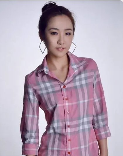 回顾老演员父女对比侯长荣的女儿气质出众杜源女儿是父亲骄傲