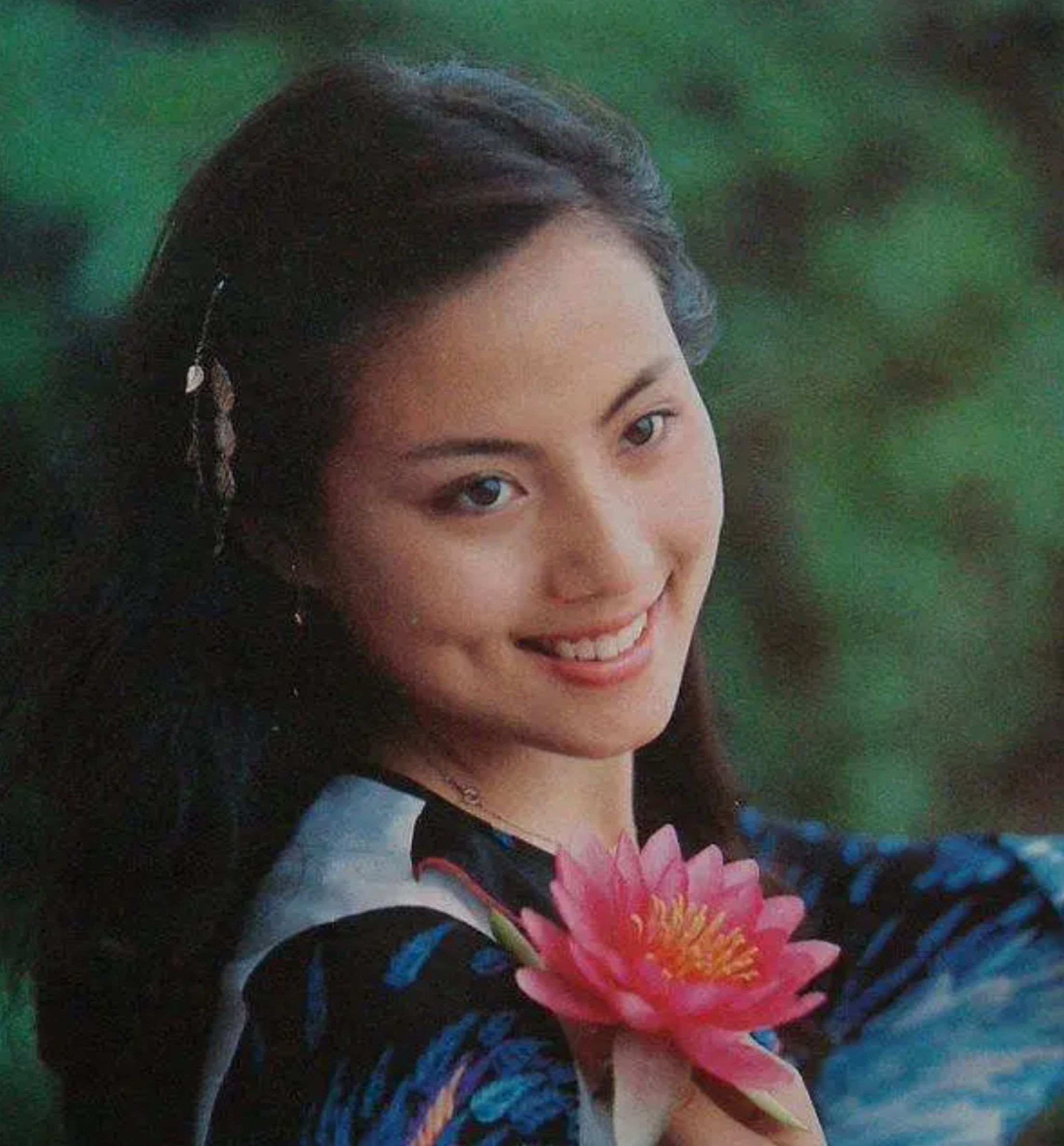 回顾乐韵为了已婚男弃演王熙凤感情被骗后28岁绝望自杀