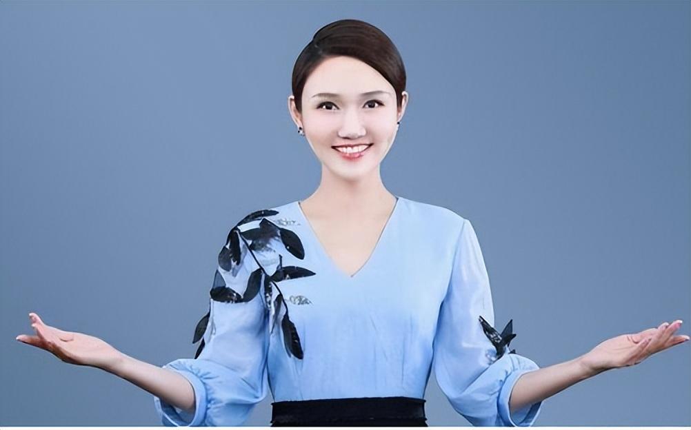 回顾央视主播龙洋26岁入职央视33岁仍未婚心系家乡湖南郴州