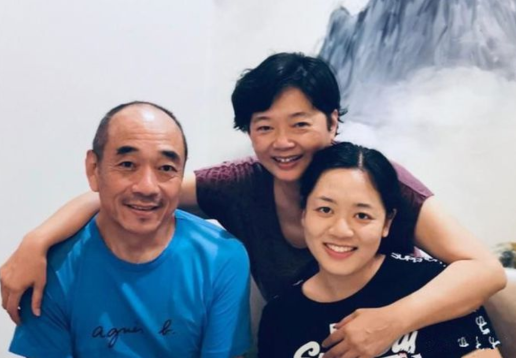 等女儿出生后,陶泽如才真正考虑房子的问题,他放下了自己身上那种艺术