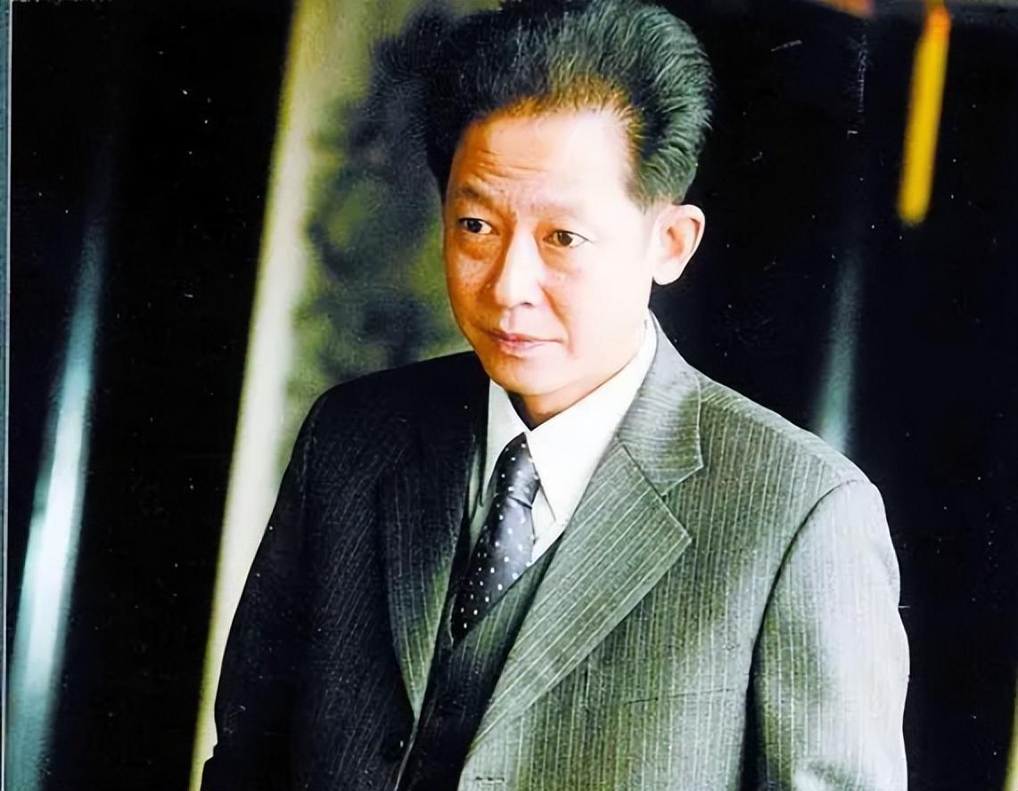 回顾逐渐消失的王志文已走上男演员的另一条人生大路