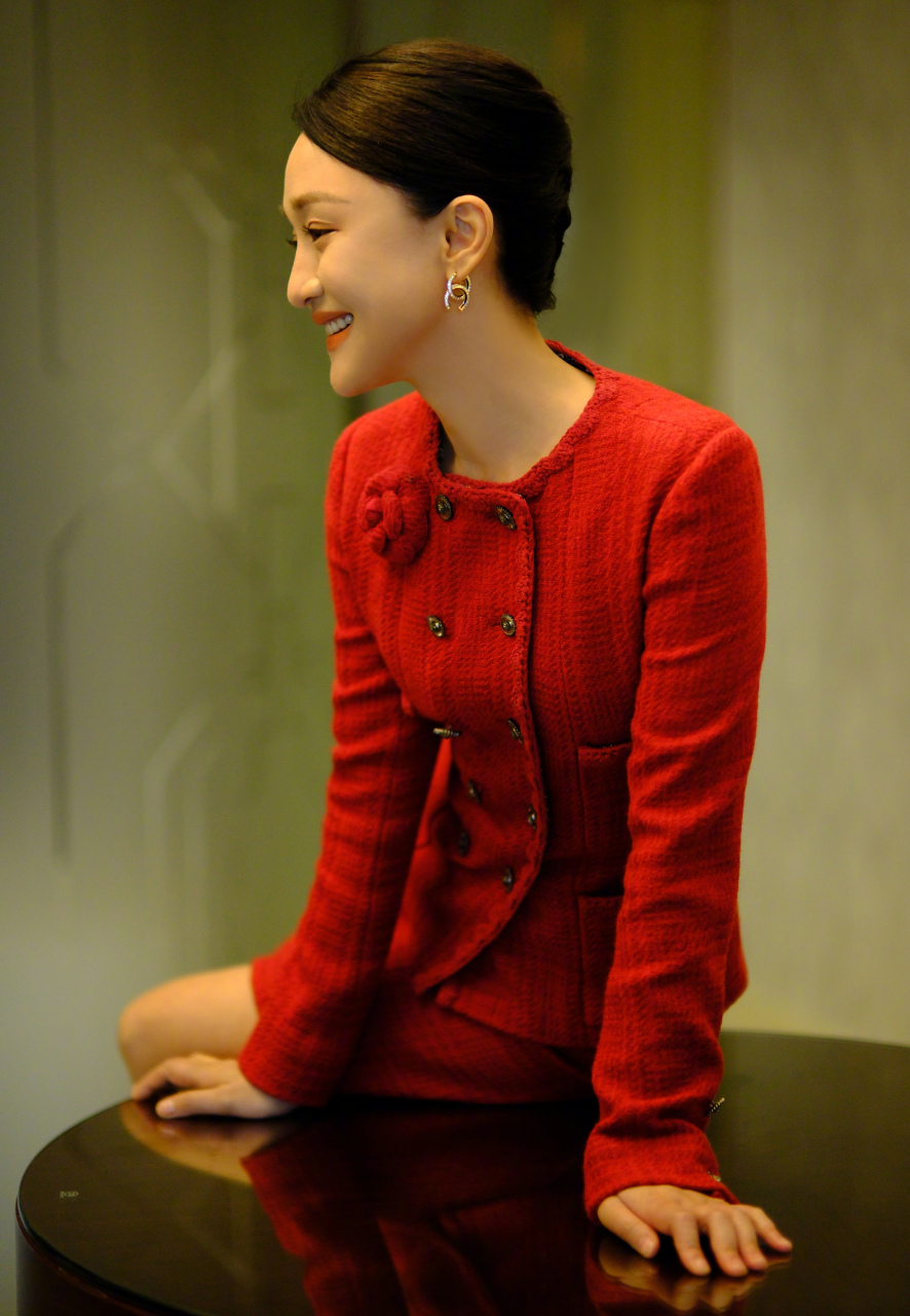 真的是太美,太年轻了!好美的周迅!#不被定义的她