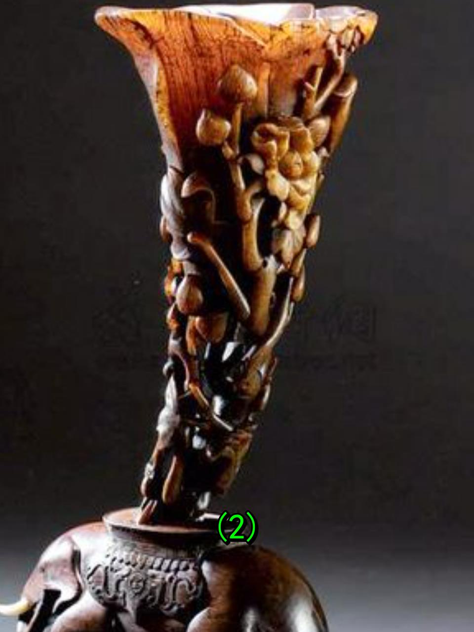 小伙儿购得十斤重清朝犀牛饰物竟是价值百万的奈何杯2