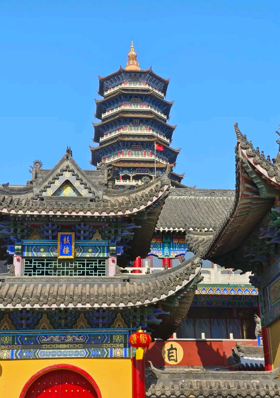 吉林有座道家道场,历史悠久地标建筑,华夏玄门第一楼屹立在此