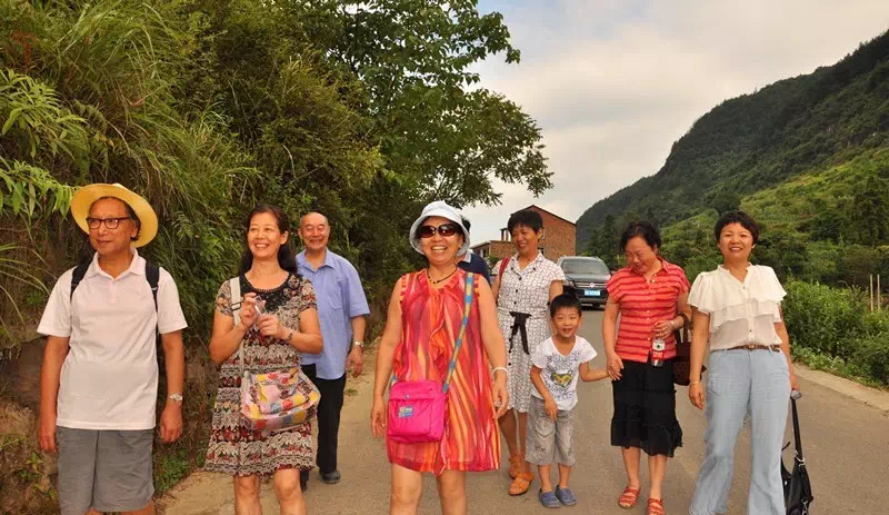 桐梓芭蕉镇君逸芸城避暑房总价12万,70年产权精装现房,场镇配套