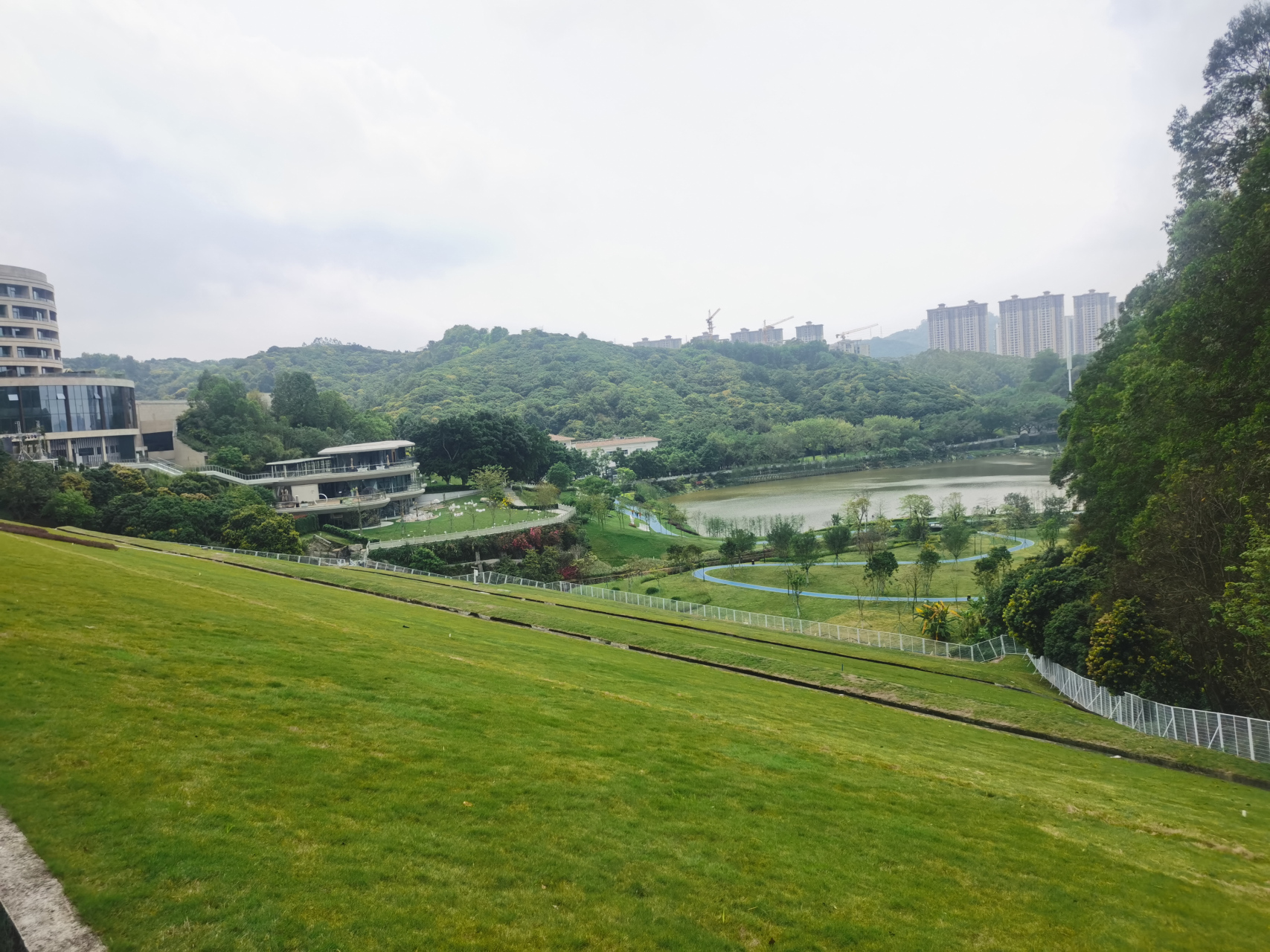 广州市萝岗水声水库大坝