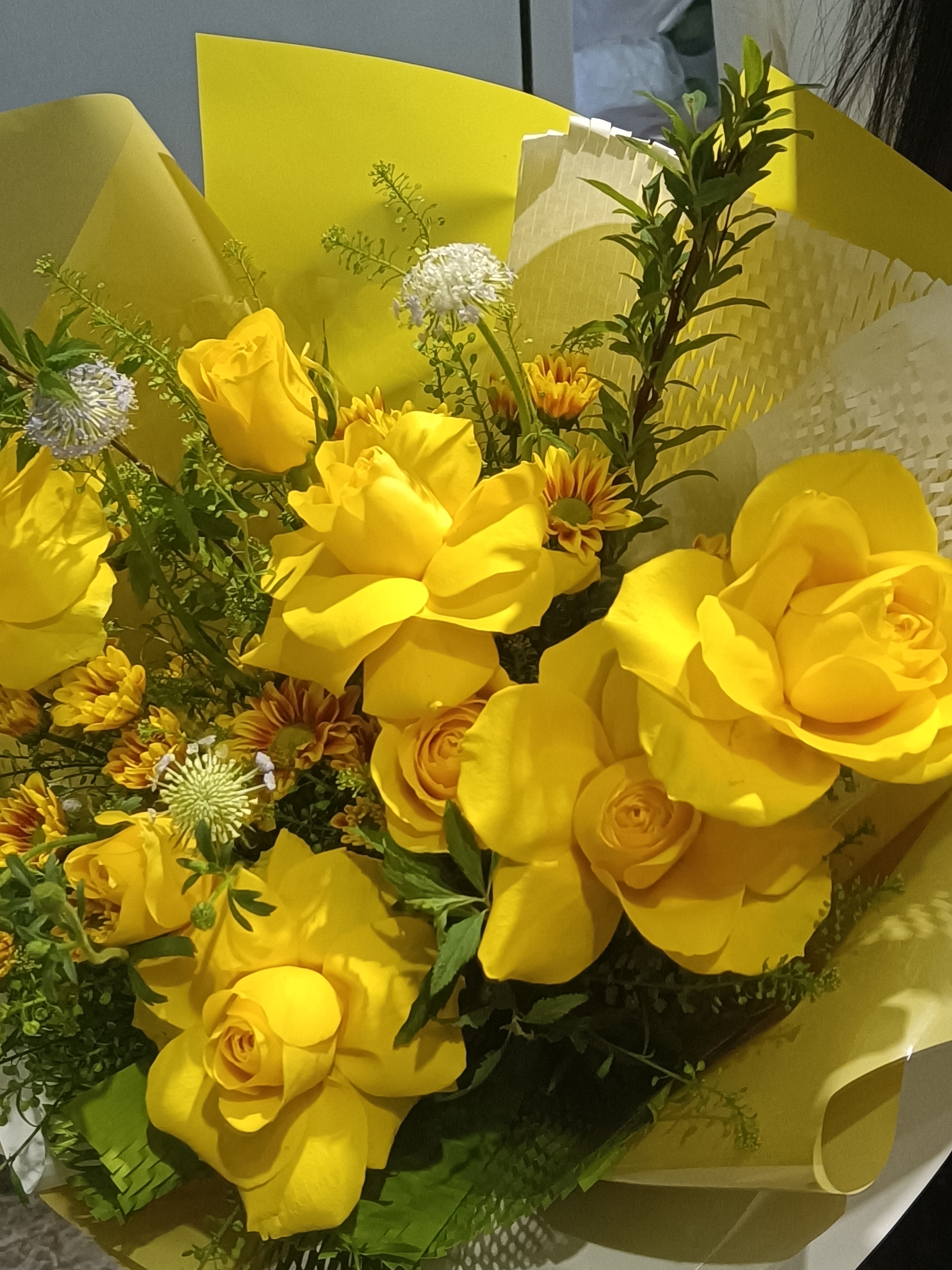 明黄色生日花束 希望收到花的你永远保持开朗 做一个闪闪发光的小太阳