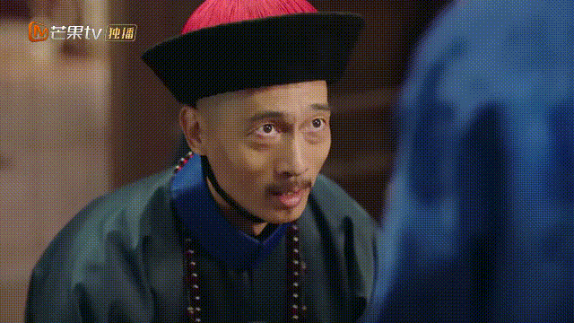 当与索额图在一起明争暗斗时,皇帝面前讨巧卖乖,战战兢兢的表现,以及