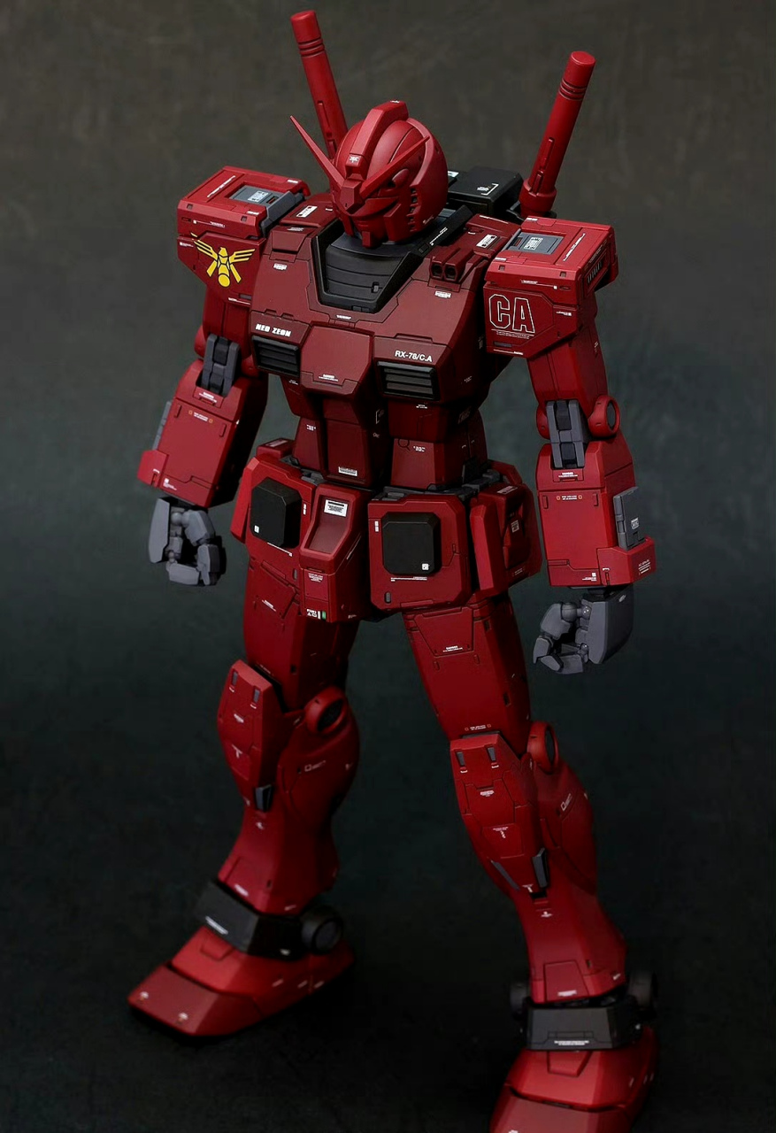 模型欣赏:mg 1/100 gto78元祖高达 夏亚配色,采用了官方模型套件,改变