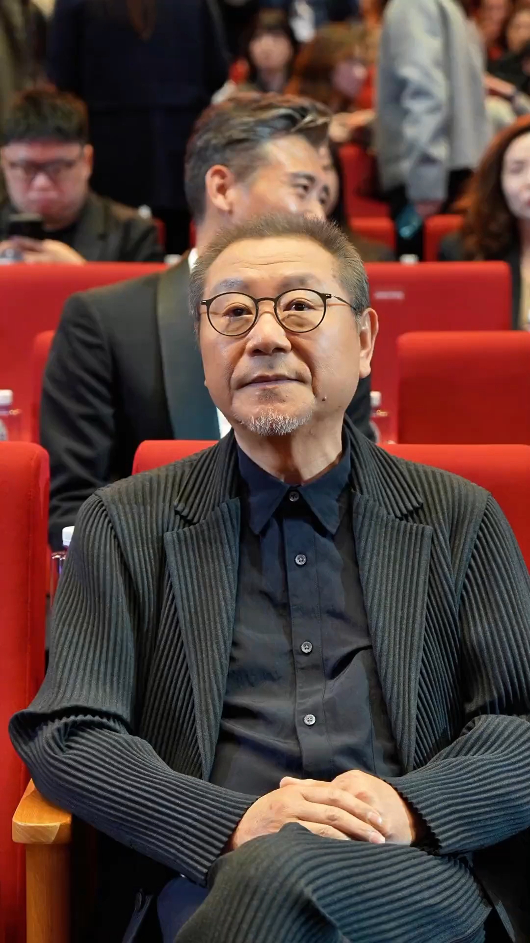 辽北第一狠人范伟老师依旧气场十足