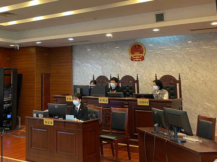 老人生前留遗嘱把所有遗产给女儿,11岁孙女起诉要求重新分割