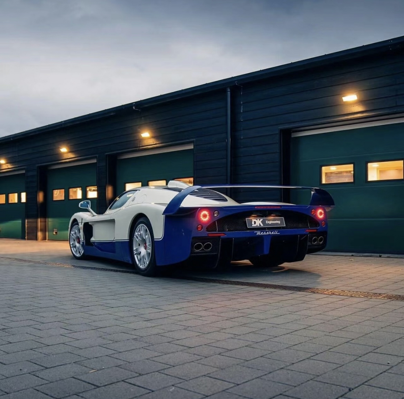 超跑皇后,不多见的玛莎mc12