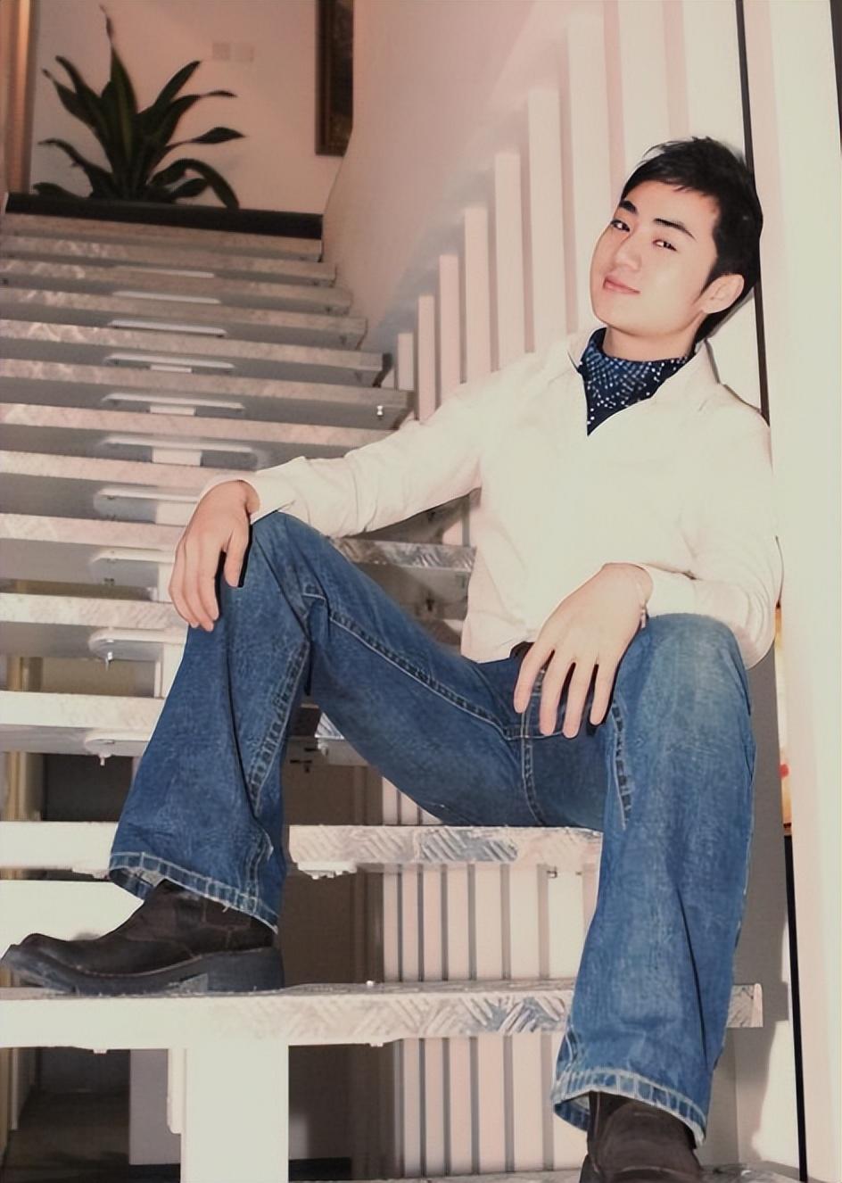 事实证明演员余少群的消失是演艺界的损失和悲哀