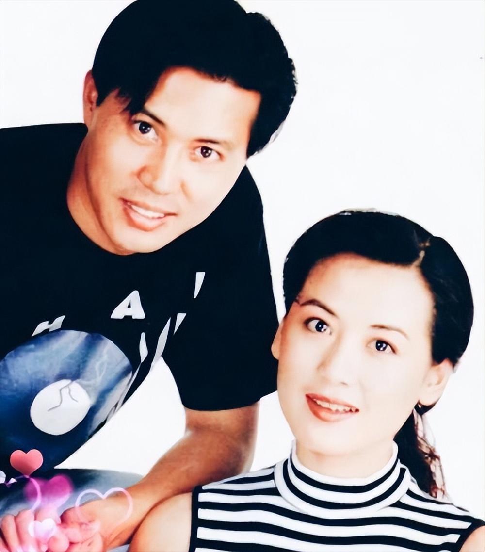 夏菁在拍戏时遇到了演员佟瑞欣,两人曾一同在片场奋斗,共同塑造了多个