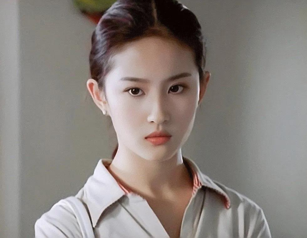 回顾刘亦菲宋承宪这段情一厢情愿的爱情注定无法长久