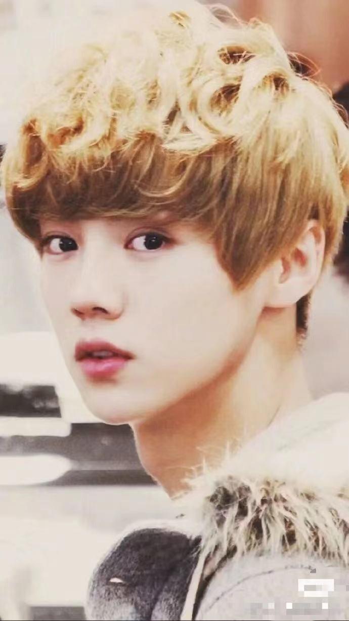 这一次34岁的鹿晗又给娱乐圈男偶像好好上了一课