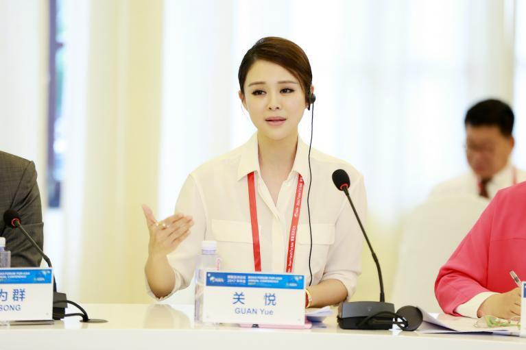 佟大为与关悦一见钟情的师生恋相爱13年至今没有绯闻