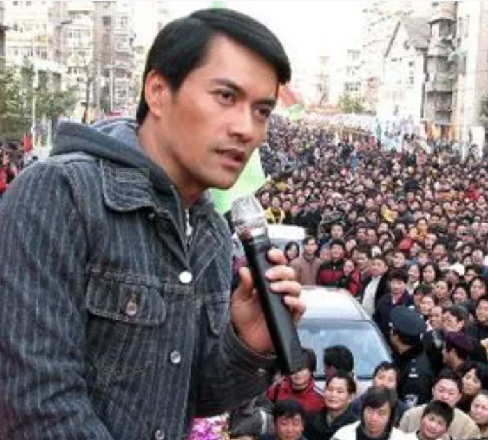 一婚娶周海媚二婚娶邝美云三婚娶亿万富婆吕良伟到底凭啥