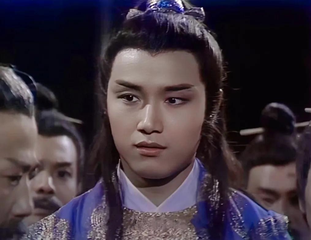 1983版《射雕英雄传》是公认最经典的一部,剧中的所有角色都非常贴合