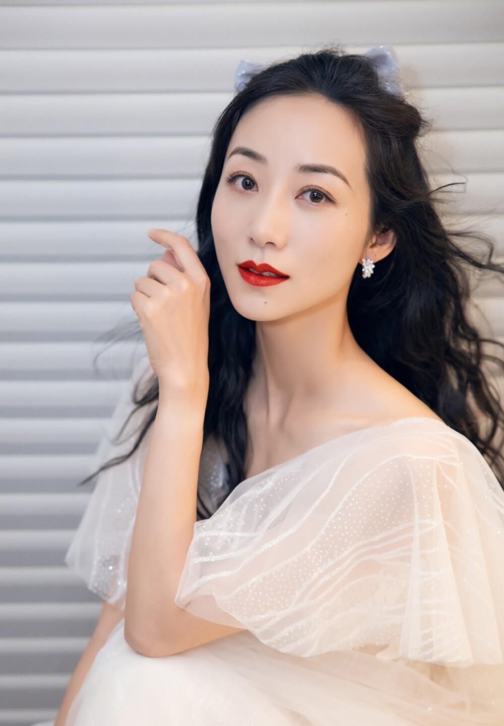 这一次41岁韩雪用人比戏红的现状印证张颂文说的没错